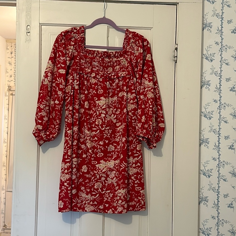 DÔEN Akton dress in Oakley floral print. Medium; 100% organic cotton.